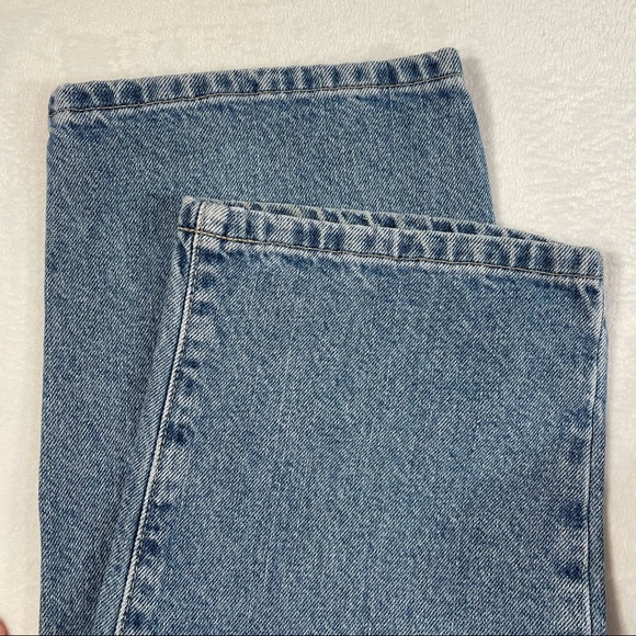 Tommy Hilfiger 2003 High Rise Straight Relaxed Leg Light Wash Mom Jeans Size 14 - Picture 7 of 16